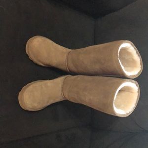 Bearpaw boots